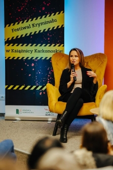 Spotkanie autorskie z Katarzyną Wolwowicz (fot. 13) [Dokument ikonograficzny]