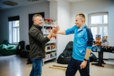 Warsztaty z Jeleniog&oacute;rskim Klubem Aikido Seizan Dojo (fot. 10) [Dokument ikonograficzny]