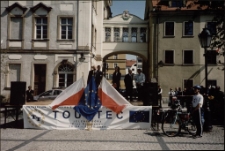 W Unii Europejskiej pierwszy dzień [3] [Dokument ikonograficzny]