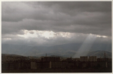 Miasto po burzy [Dokument ikonograficzny]