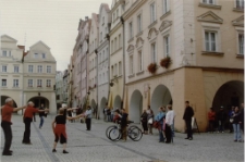 Igry uliczne [Dokument ikonograficzny]