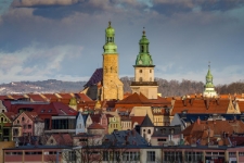 Trzy wieże [Dokument ikonograficzny]