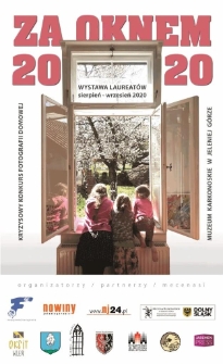 Za oknem 2020 : wystawa laureat&oacute;w - plakat [Dokument elektroniczny]
