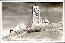 Winter i. Riesengebirge. Die bereisten Schneekoppenhauser 1605 m &uuml;. M. [Dokument ikonograficzny]