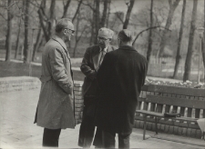 I Jaworskie Biesiady Literackie - Na tarasie przed Klubem Technika (obecnie ECMEN) maj 1977 r.